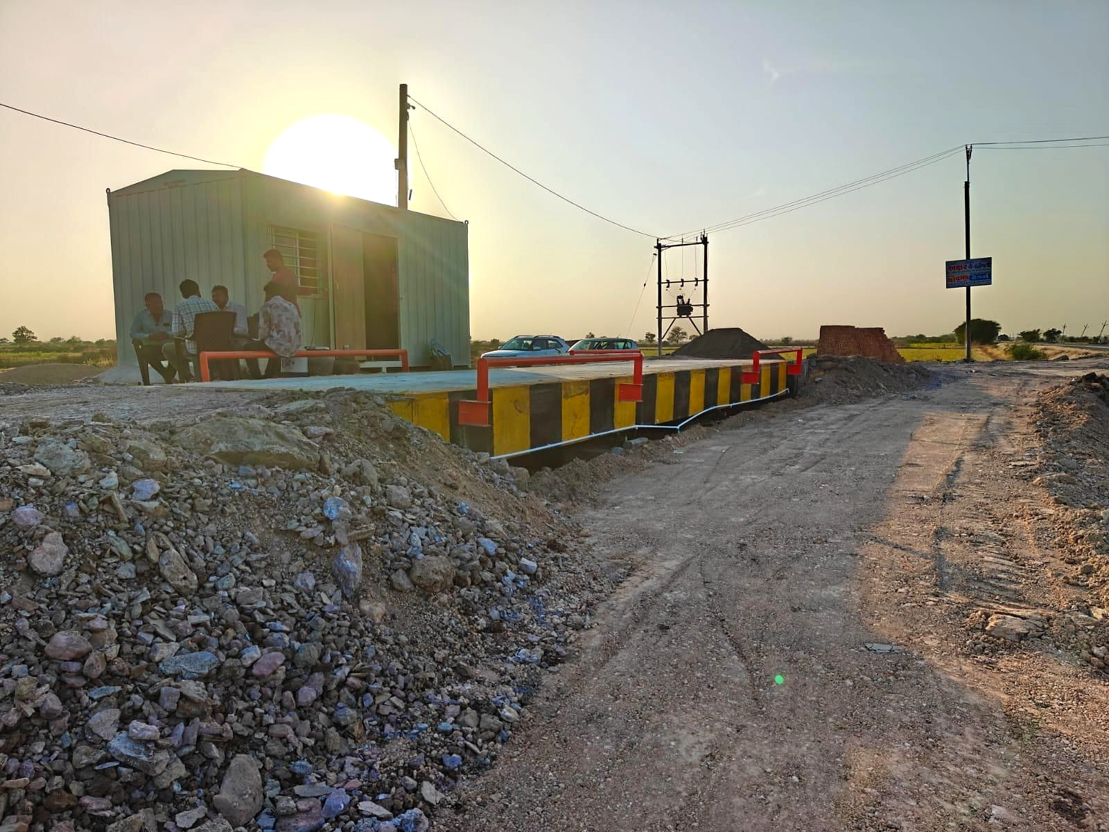 Steel or concrete (RCC) weighbridge deck?
