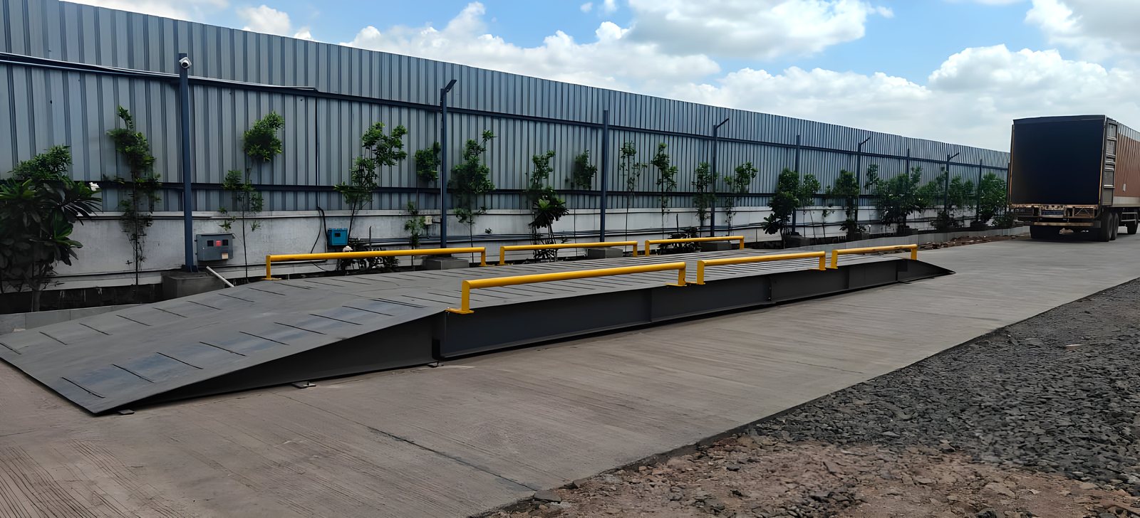 Modular / portable weighbridge: Full length with both ramps